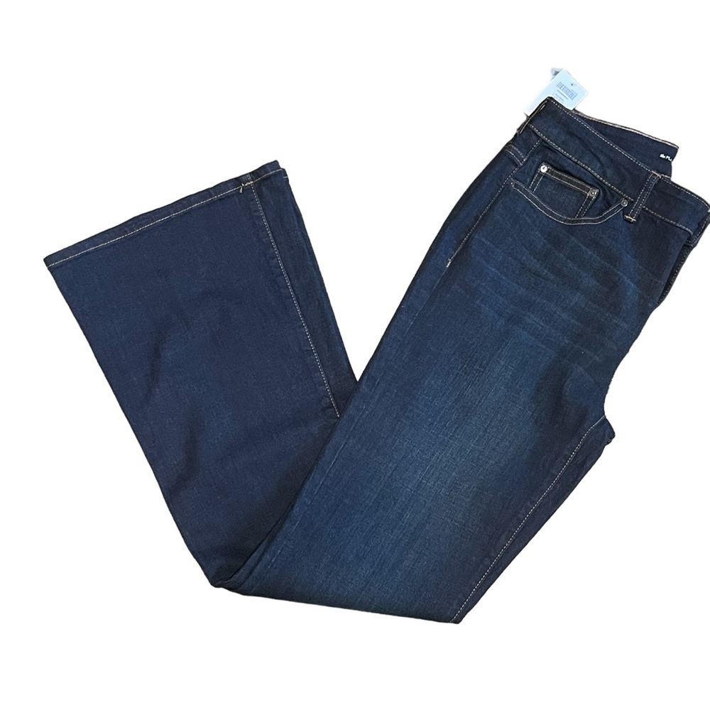 Chico's Platinum Flare Collection Jeans - NWT 32"